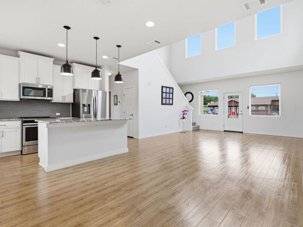 103 Waianae CT, Bastrop, TX 78602