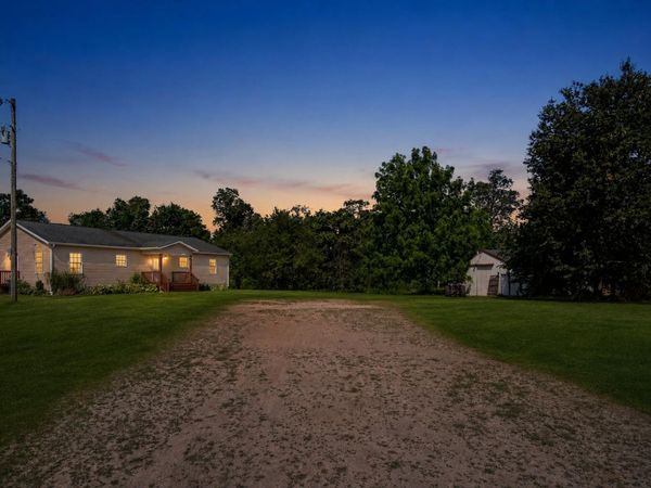 11159 Gravel Ridge Road, Lakeview, MI 48850