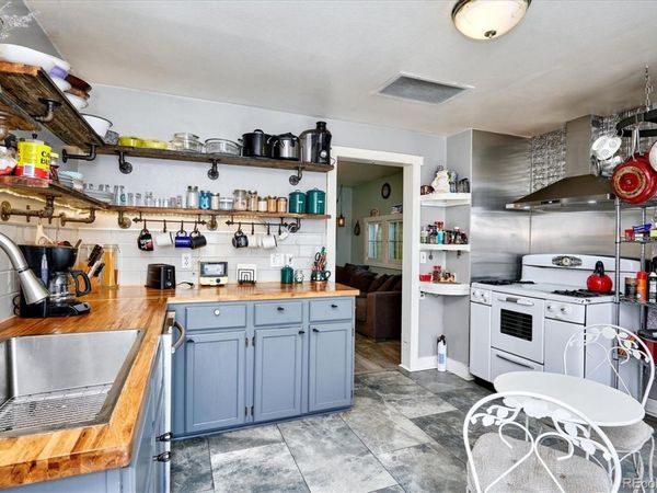 746 Stuart Street, Denver, CO 80204