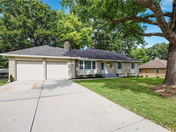 7404 Willow Avenue, Raytown, MO 64133