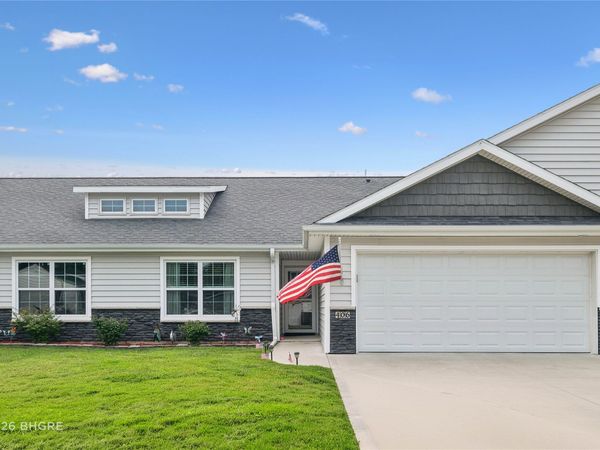 406 N Park Street , Prairie City, IA 50228