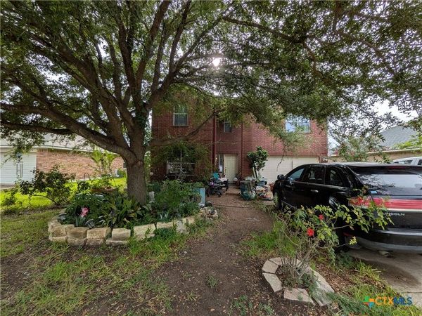 129 Hanstrom Drive , Hutto, TX 78634