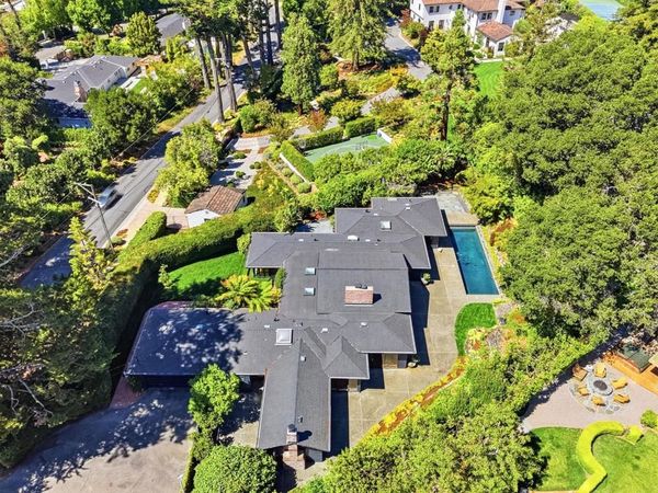 820 Eucalyptus Avenue, Hillsborough, CA 94010