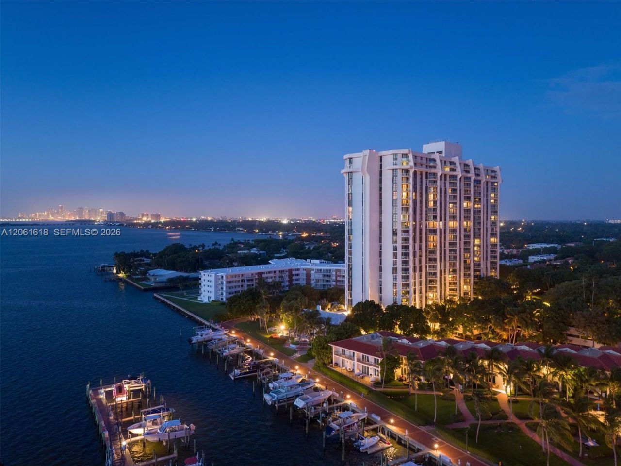 4000 Towerside Ter, Unit 1405, Miami, FL 33138 Photo