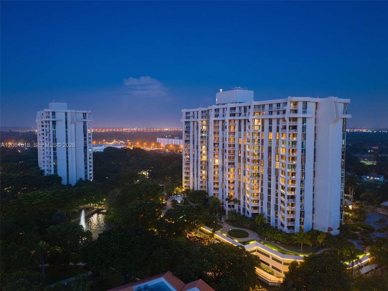 4000 Towerside Ter, Unit 1405, Miami, FL 33138 Photo