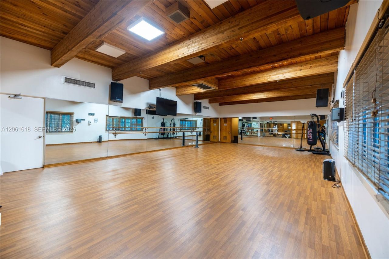 4000 Towerside Ter, Unit 1405, Miami, FL 33138 Photo