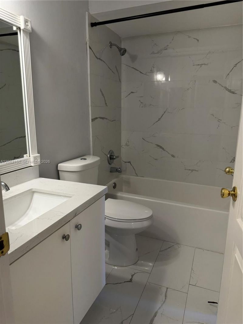 8360 NW 10th St, Unit 9C, Miami, FL 33126 Photo