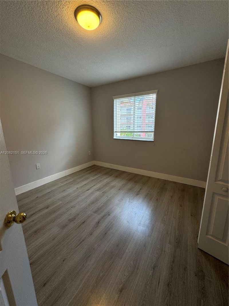 8360 NW 10th St, Unit 9C, Miami, FL 33126 Photo