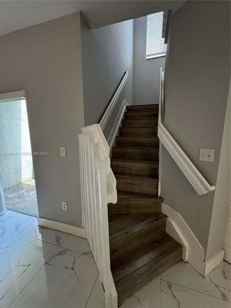 8360 NW 10th St, Unit 9C, Miami, FL 33126 Photo