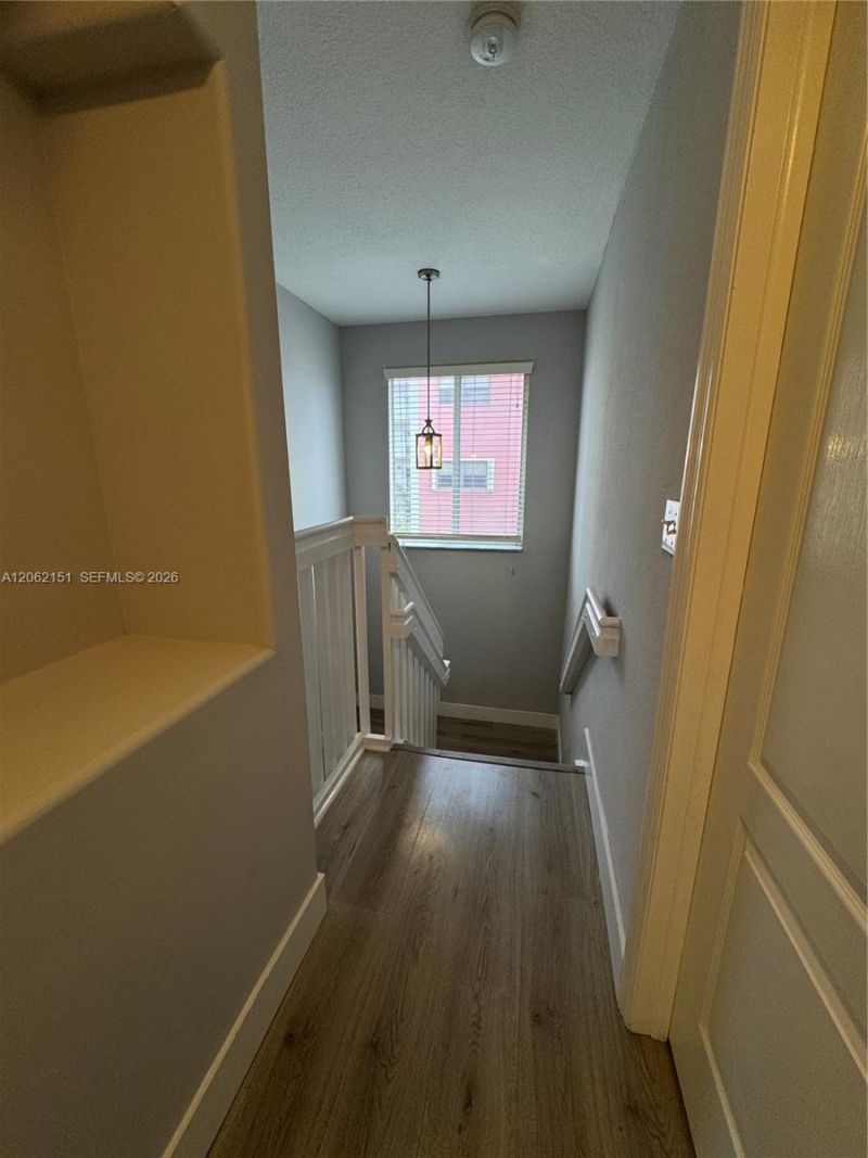 8360 NW 10th St, Unit 9C, Miami, FL 33126 Photo