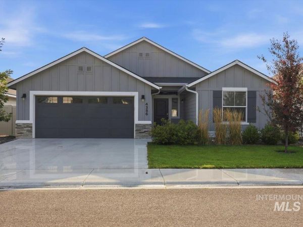 4386 N Maplestone Avenue, Meridian, ID 83646