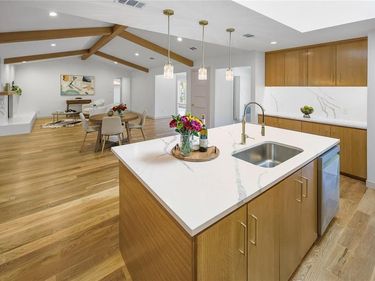 7117 Mimosa Lane, Dallas, TX 75230