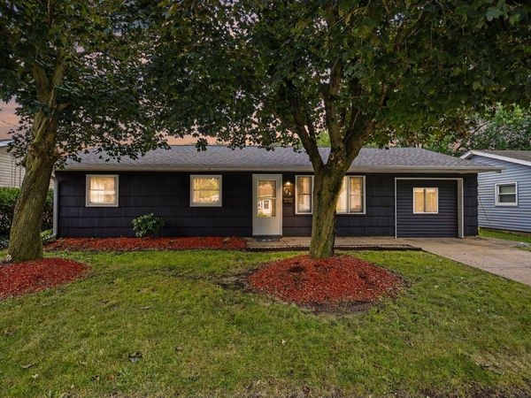 705 Plymouth Court , Michigan City, IN 46360