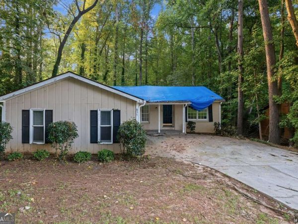 837 Hemingway Road, Stone Mountain, GA 30088
