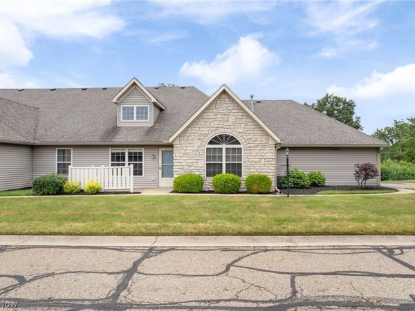 1365 Laurenbrook Lane NE, Massillon, OH 44646