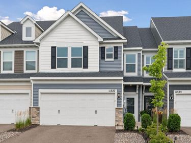 11327 Brookview Road, Woodbury, MN 55129
