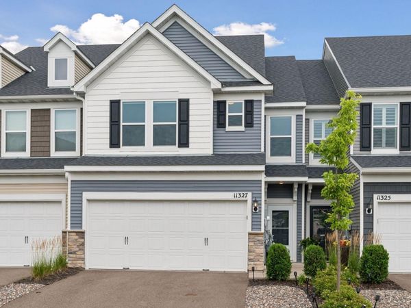 11327 Brookview Road, Woodbury, MN 55129