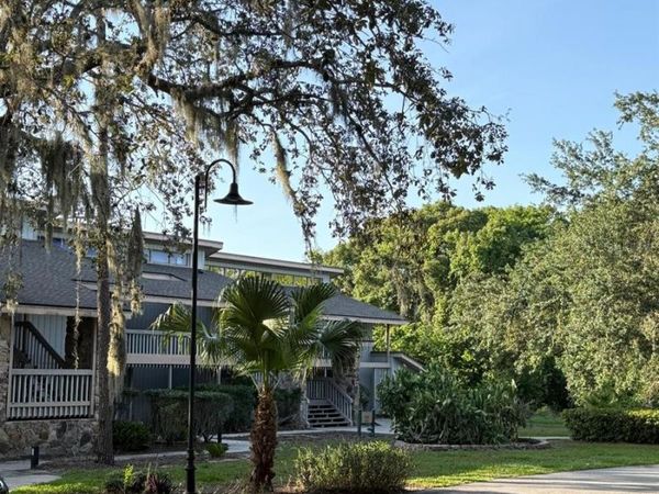 821 PINEWOOD COURT , Unit 821, HAINES CITY, FL 33844