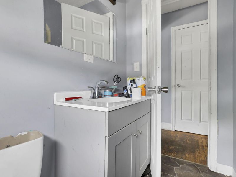 2688 Mcguffey Road , Columbus, OH 43211 Photo 17