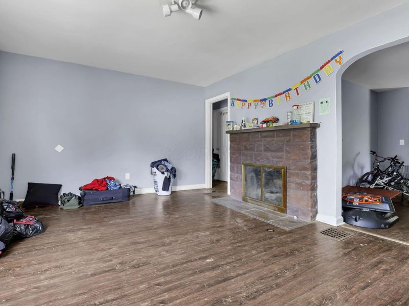 2688 Mcguffey Road , Columbus, OH 43211 Photo 6
