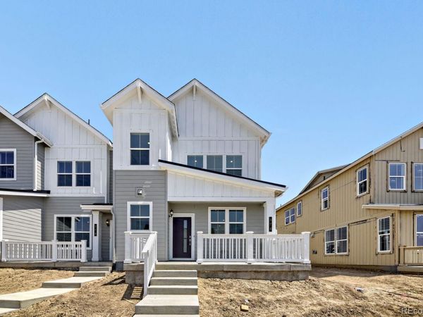 374 N Bersshine Court, Watkins, CO 80137