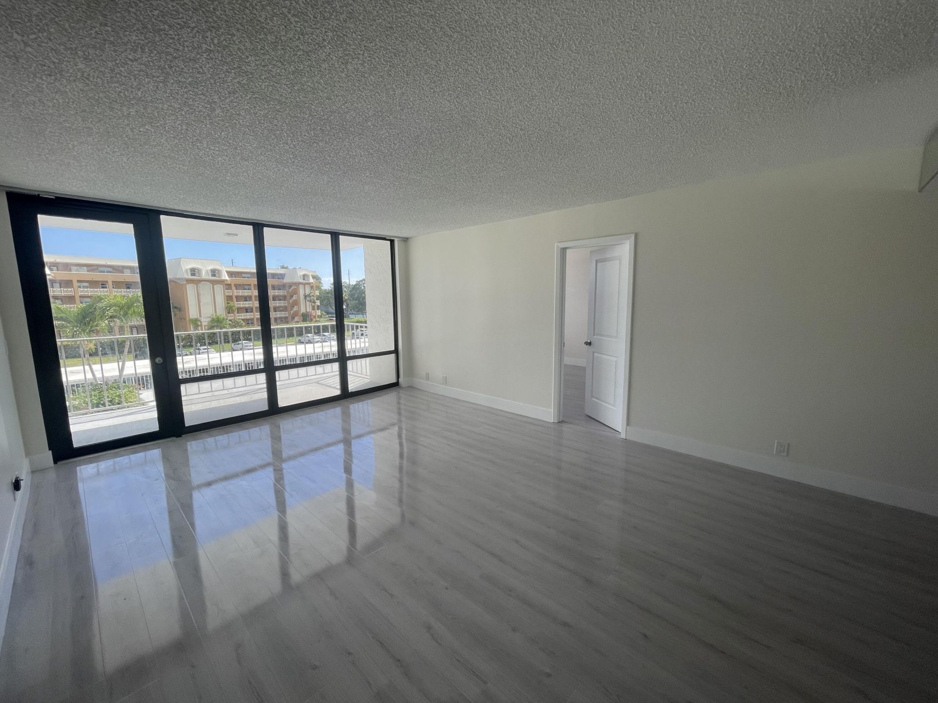 336 Golfview Road, Unit 309, North Palm Beach, FL 33408 Photo