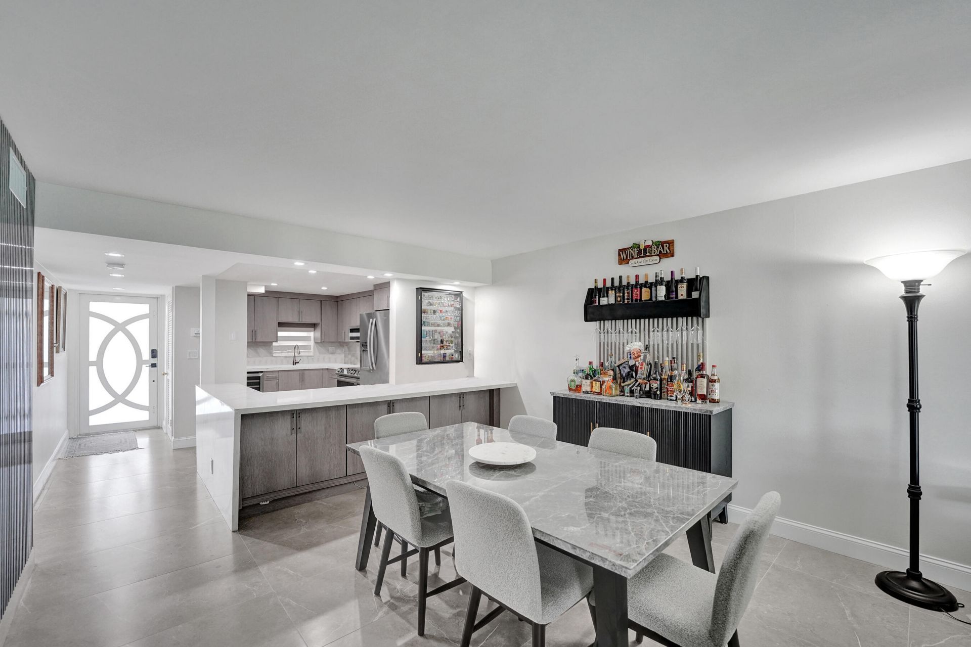 9410 N Hollybrook Lake Drive, Unit 201, Pembroke Pines, FL 33025 Photo