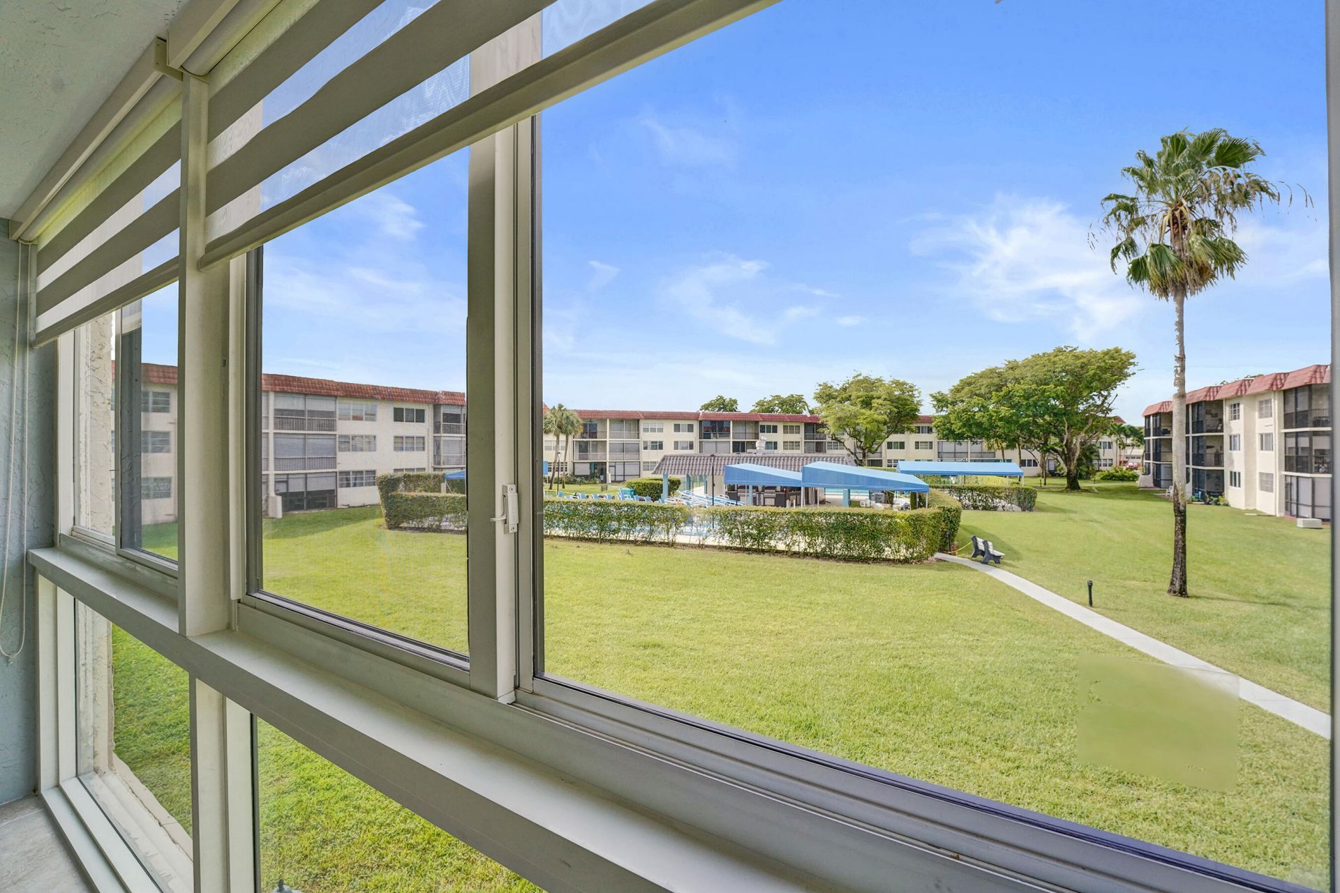 9410 N Hollybrook Lake Drive, Unit 201, Pembroke Pines, FL 33025 Photo