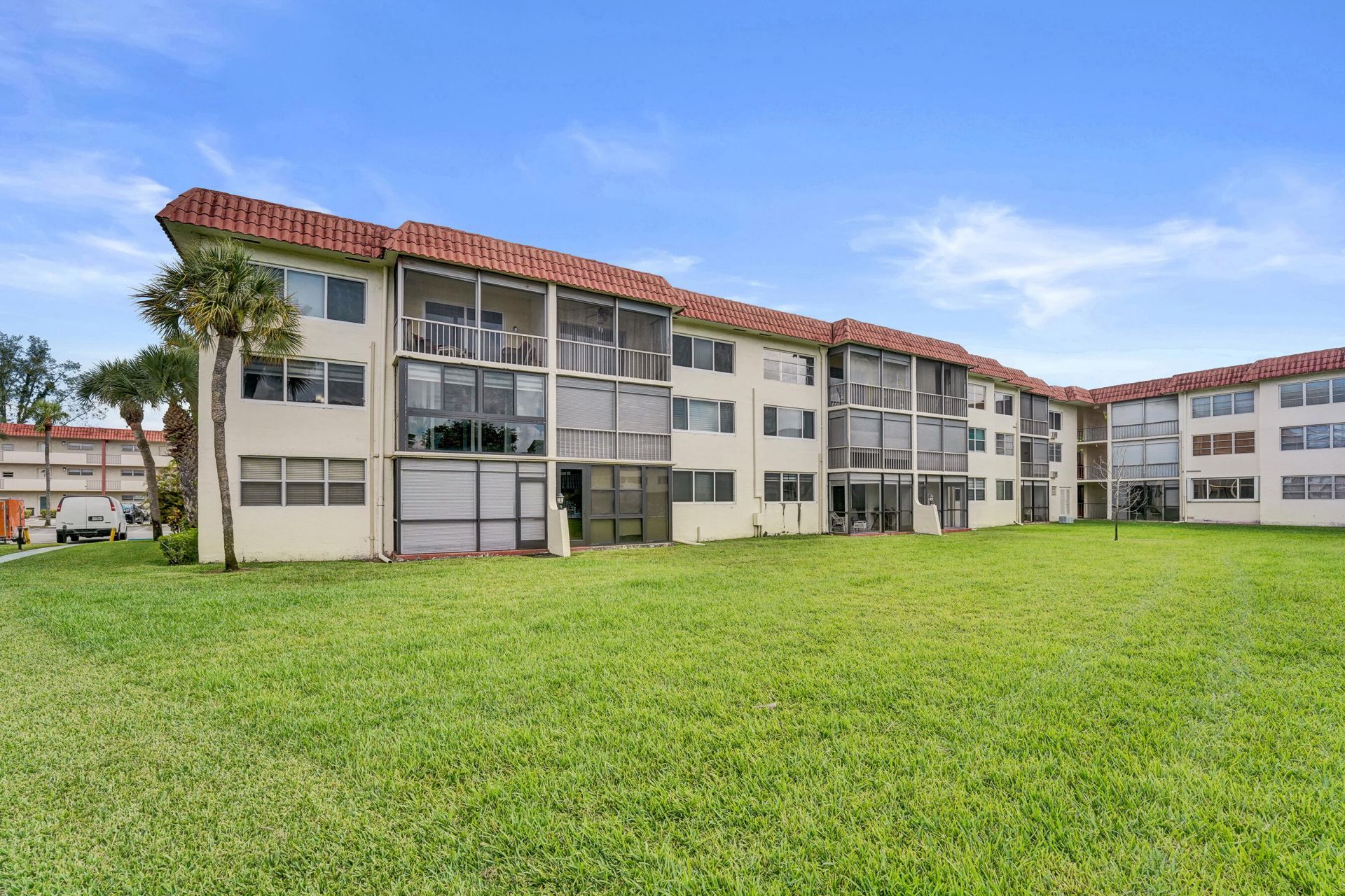 9410 N Hollybrook Lake Drive, Unit 201, Pembroke Pines, FL 33025 Photo