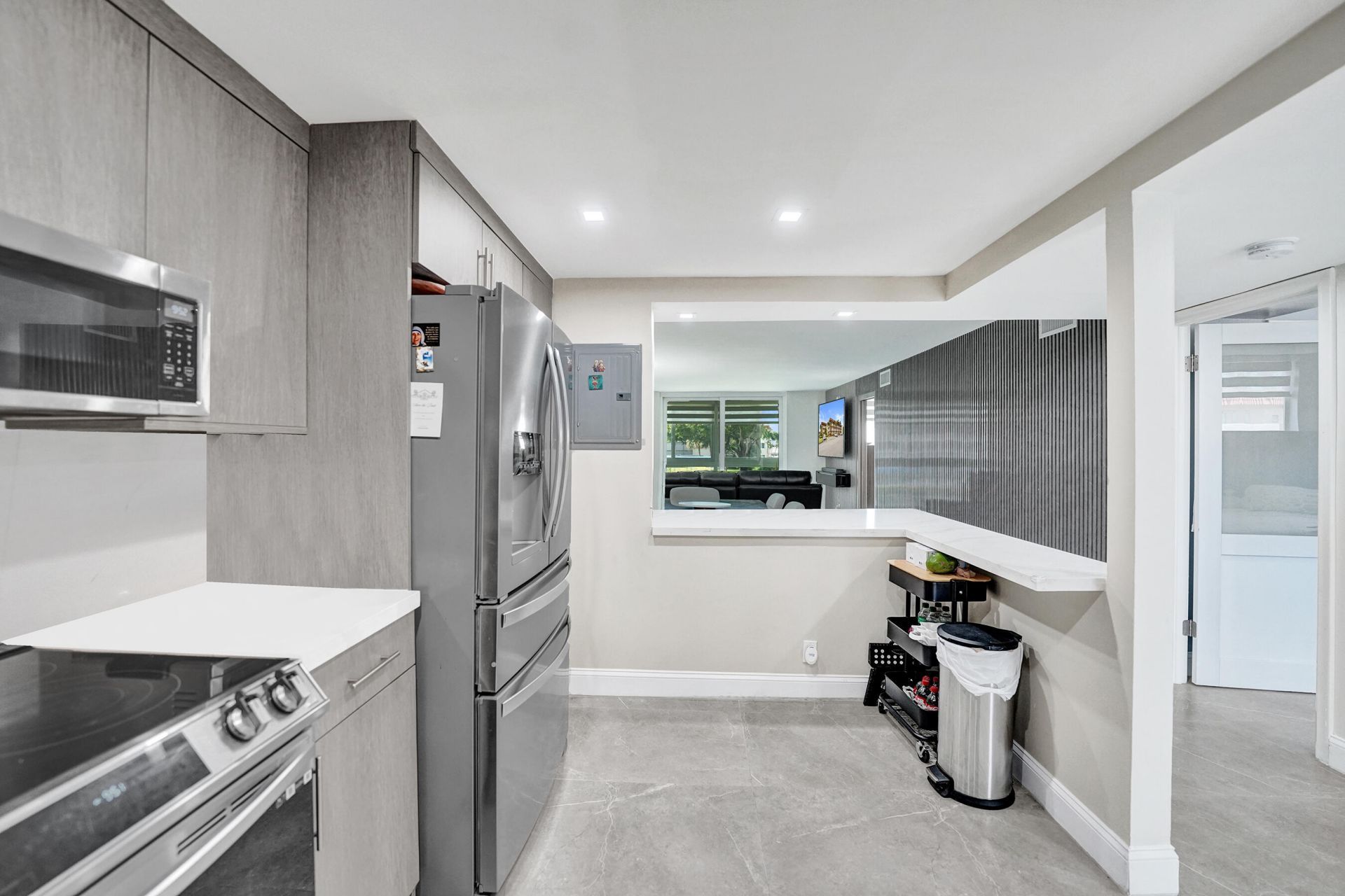 9410 N Hollybrook Lake Drive, Unit 201, Pembroke Pines, FL 33025 Photo