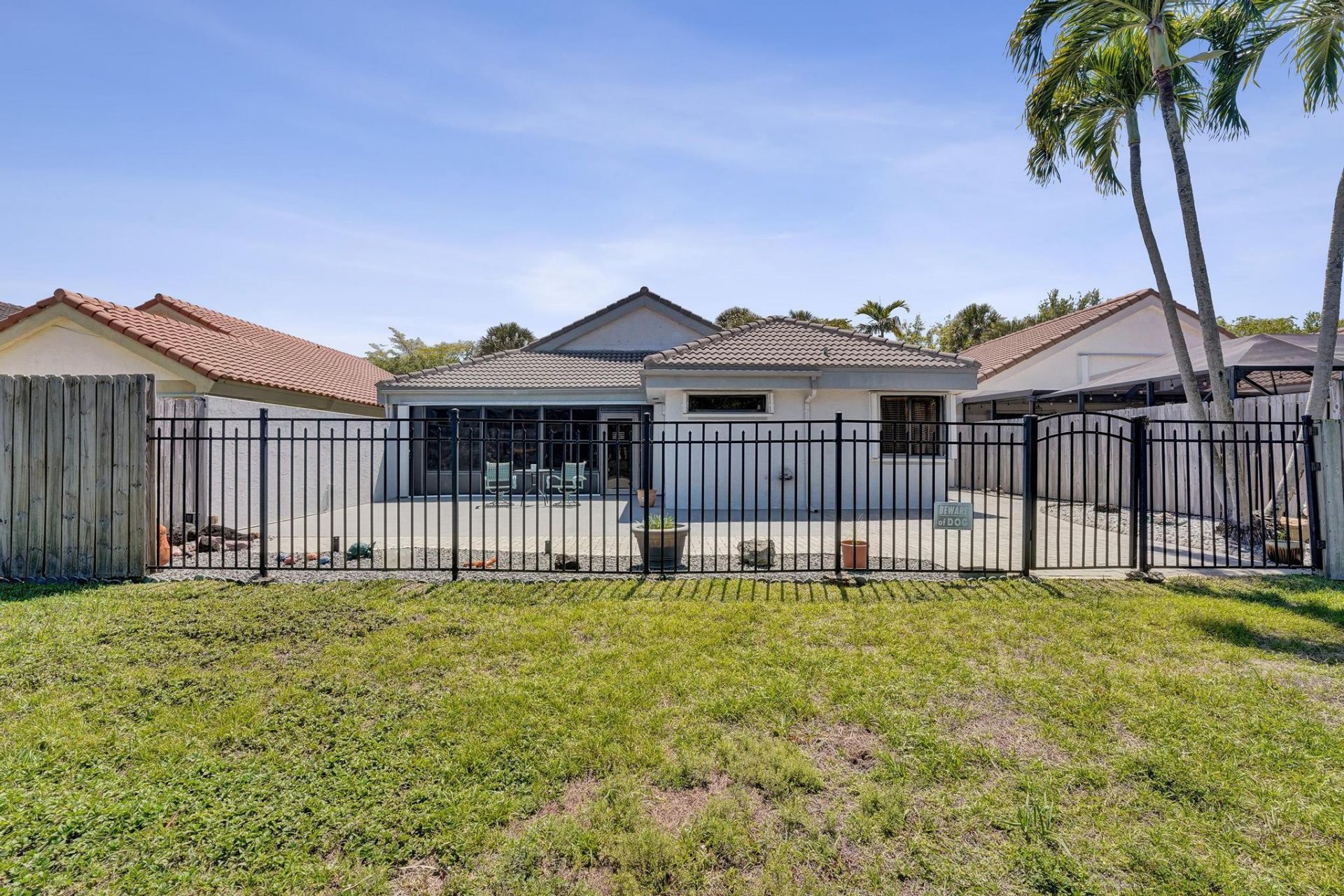 9355 NW 18th Drive, Plantation, FL 33322 Photo