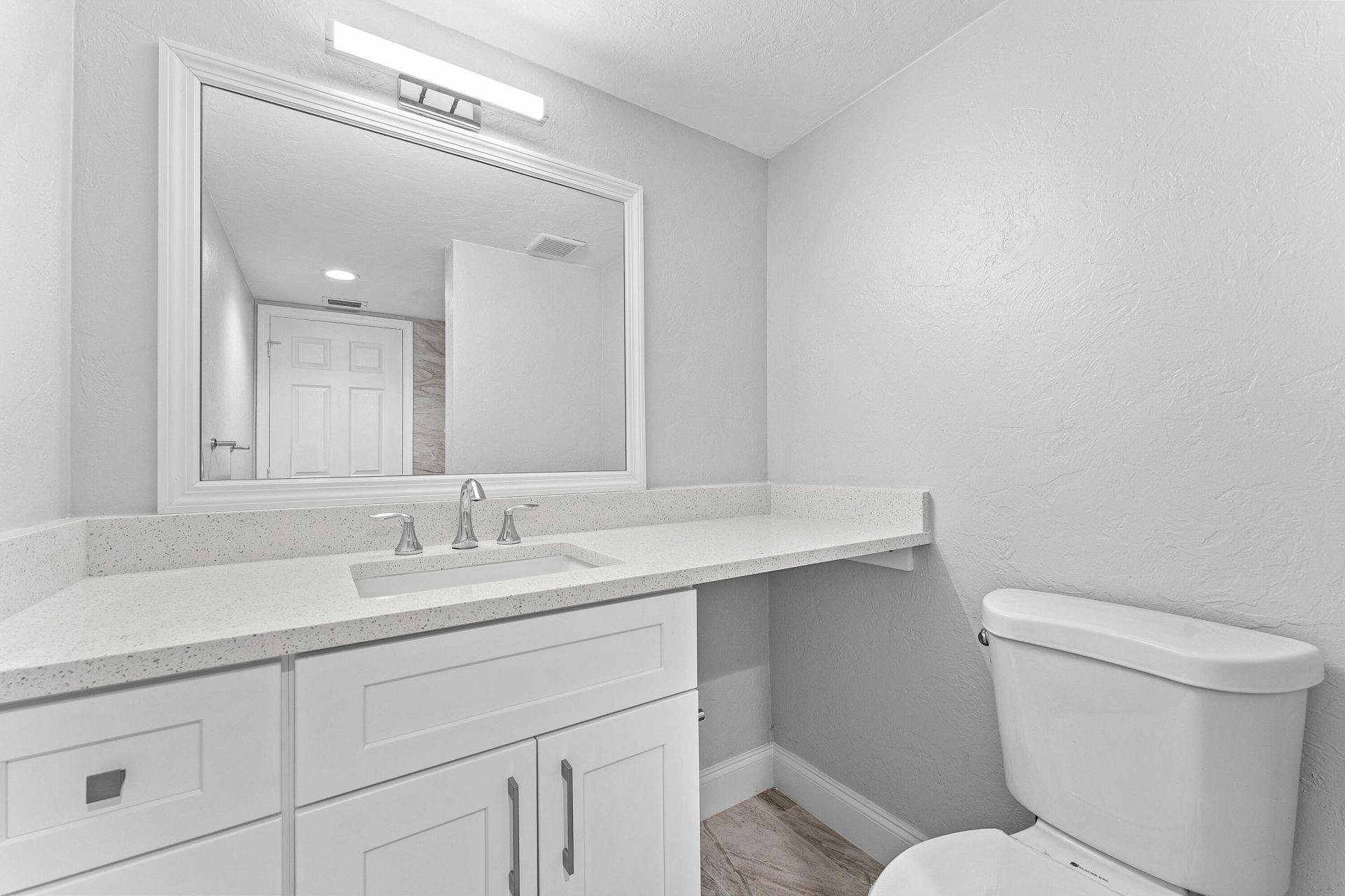 1866 Fairview Villas Drive, Unit 3, Palm Springs, FL 33406 Photo