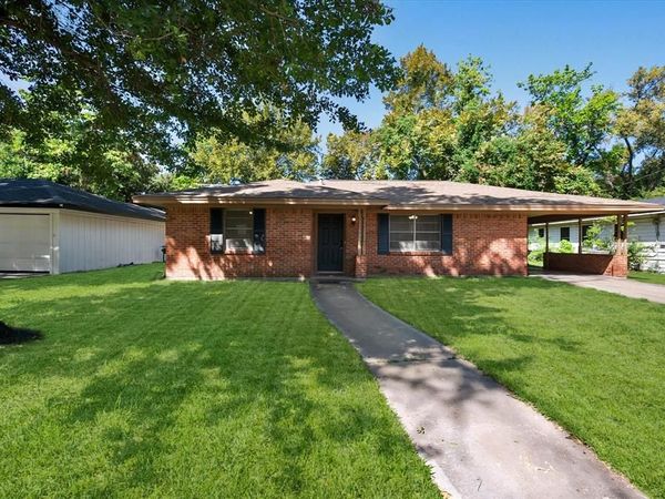 902 N 23 1/2 Street , Corsicana, TX 75110