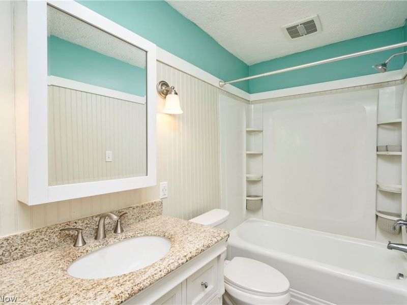 221 7th Street NW, Barberton, OH 44203 Photo 13