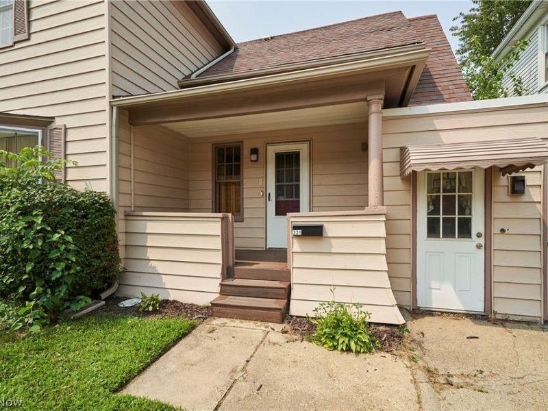 221 7th Street NW, Barberton, OH 44203 Photo 18