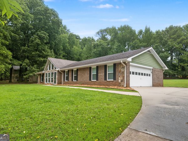 165 Hilo Road, Fayetteville, GA 30215