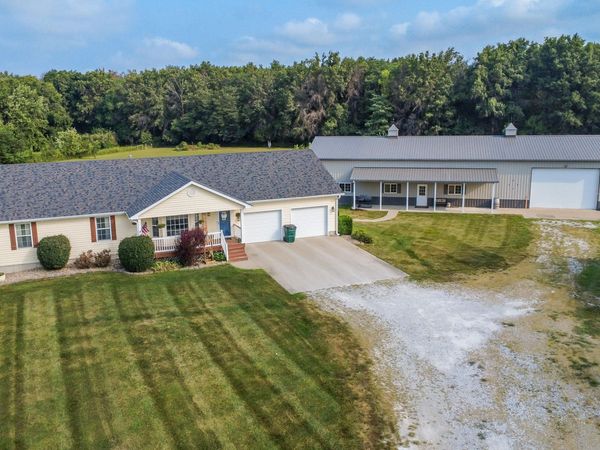 8931 Audrain Road 104 , Centralia, MO 65240