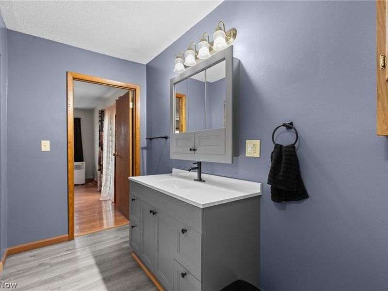68290 Orchard Avenue, Bridgeport, OH 43912 Photo 17