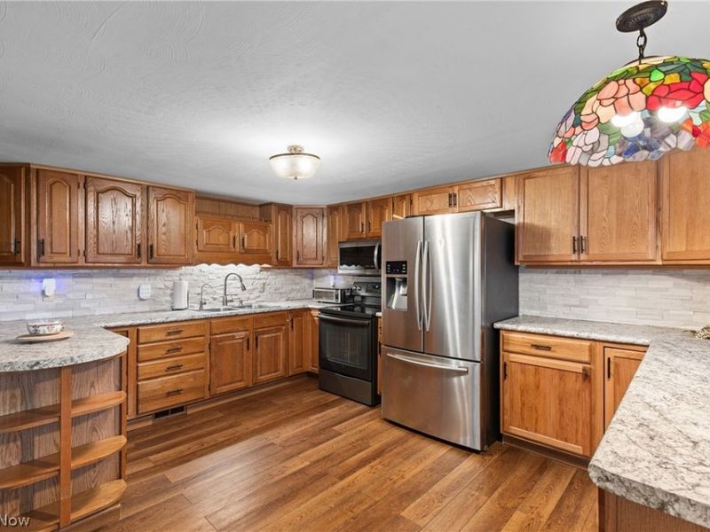 68290 Orchard Avenue, Bridgeport, OH 43912 Photo 9