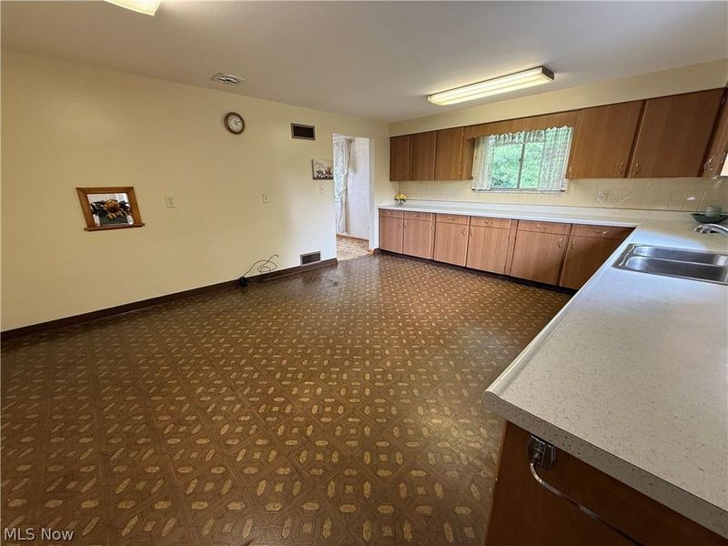 7718 State Route 213, Toronto, OH 43964 Photo 6