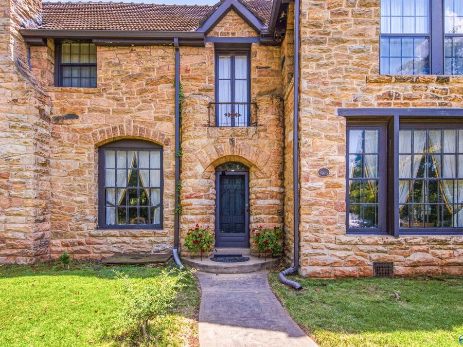Property Image 5