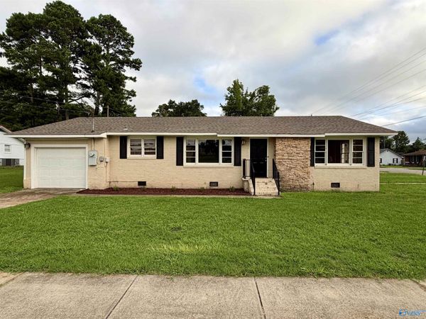 232 Main Street, Moulton, AL 35650
