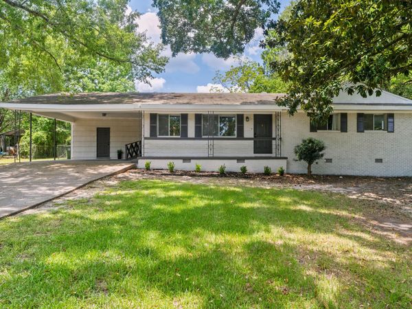 1109 Velma St., Hattiesburg, MS 39402