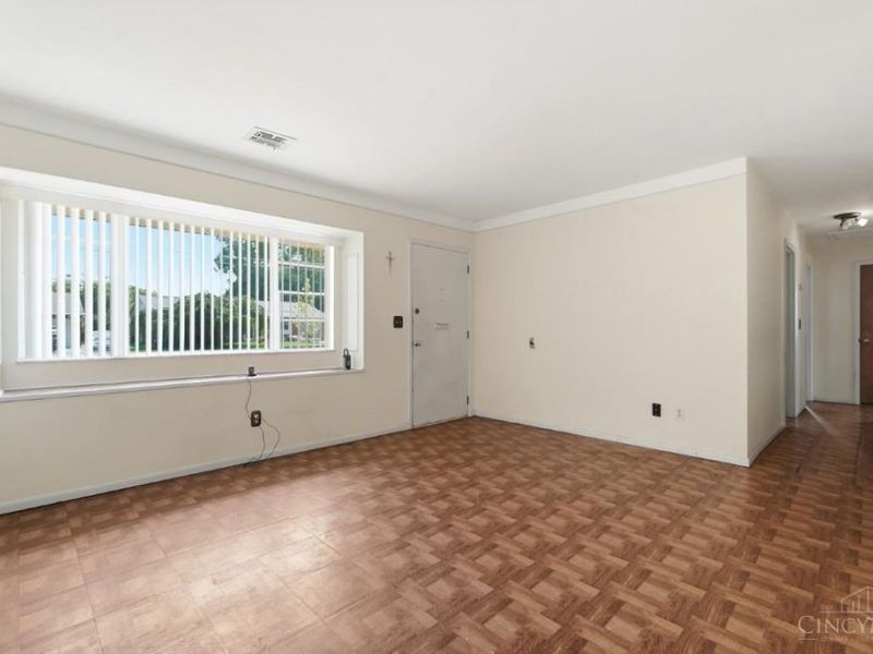 266 Nelson Lane, Springdale, OH 45246 Photo 4