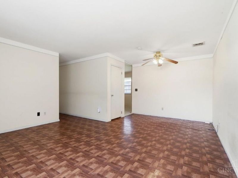 266 Nelson Lane, Springdale, OH 45246 Photo 5