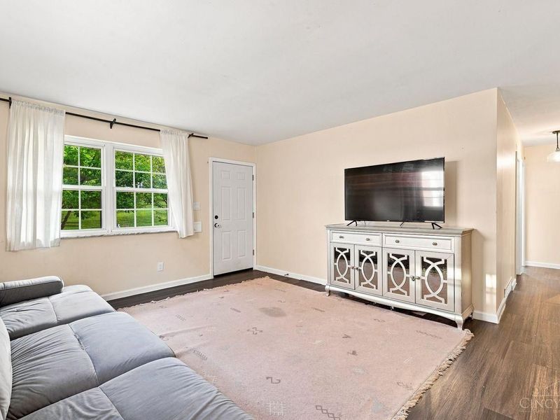 4469 Delhi, Cincinnati, OH 45238 Photo 8