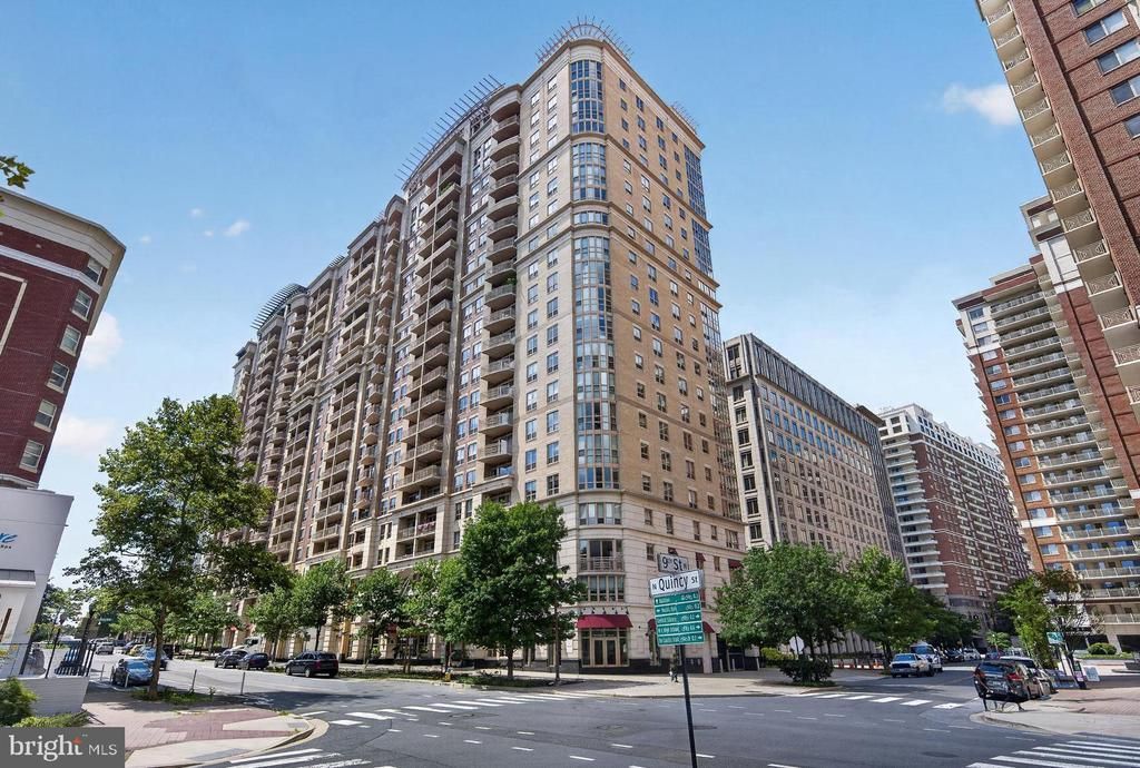 888 N Quincy Street, Unit 804, Arlington, VA 22203 Main Photo