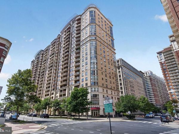 888 N QUINCY STREET, Unit 804, ARLINGTON, VA 22203