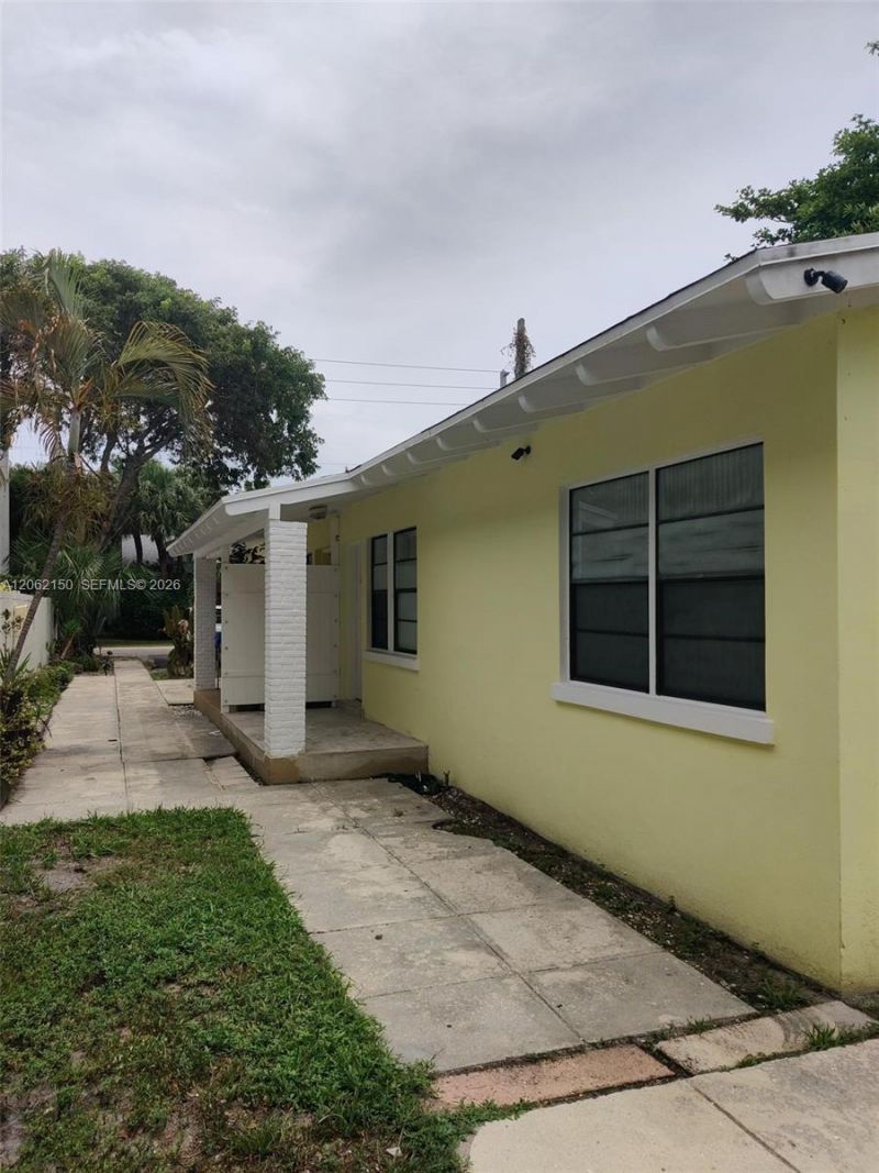709 NE 7th St , Unit 2, Delray Beach, FL 33483 Photo
