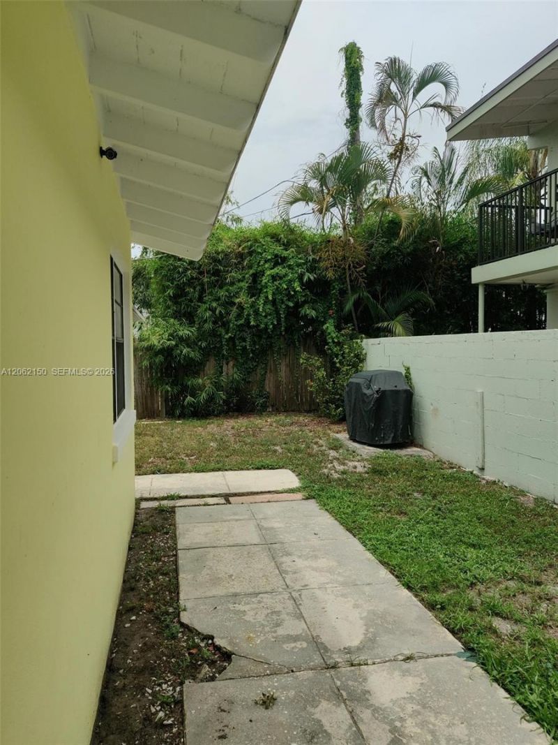 709 NE 7th St , Unit 2, Delray Beach, FL 33483 Photo